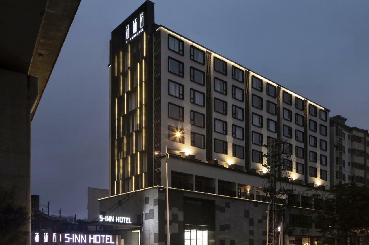 Haikou S-Inn Hotel Eksteriør billede